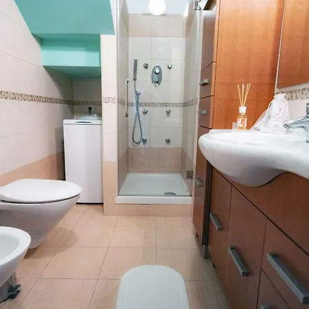 Semesterbostad Il Nido Del Grillaio & Appartament